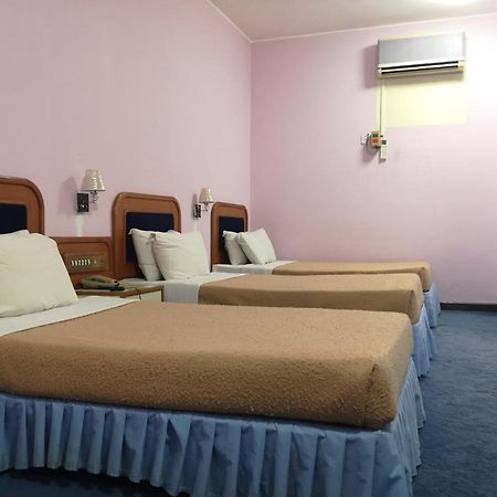 Oyo 89692 Perkasa Hotel Tenom Zewnętrze zdjęcie