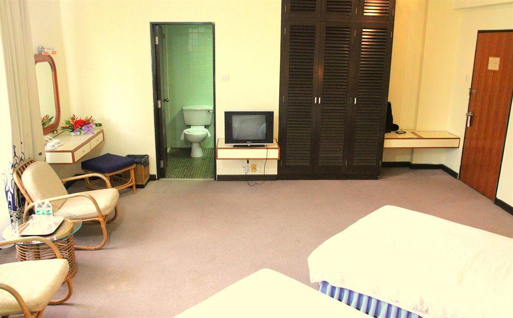 Oyo 89692 Perkasa Hotel Tenom Zewnętrze zdjęcie