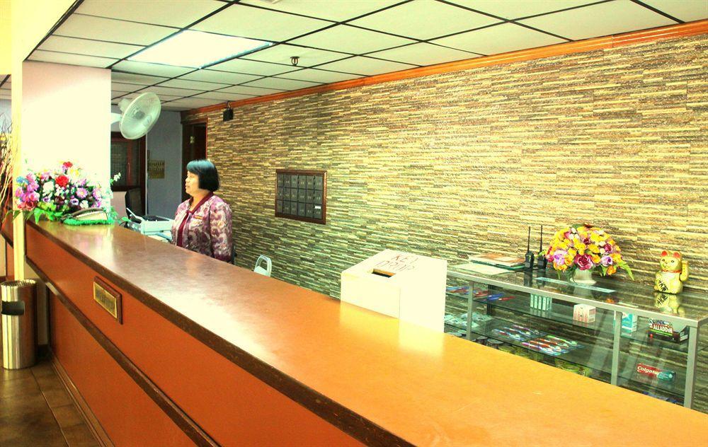 Oyo 89692 Perkasa Hotel Tenom Zewnętrze zdjęcie