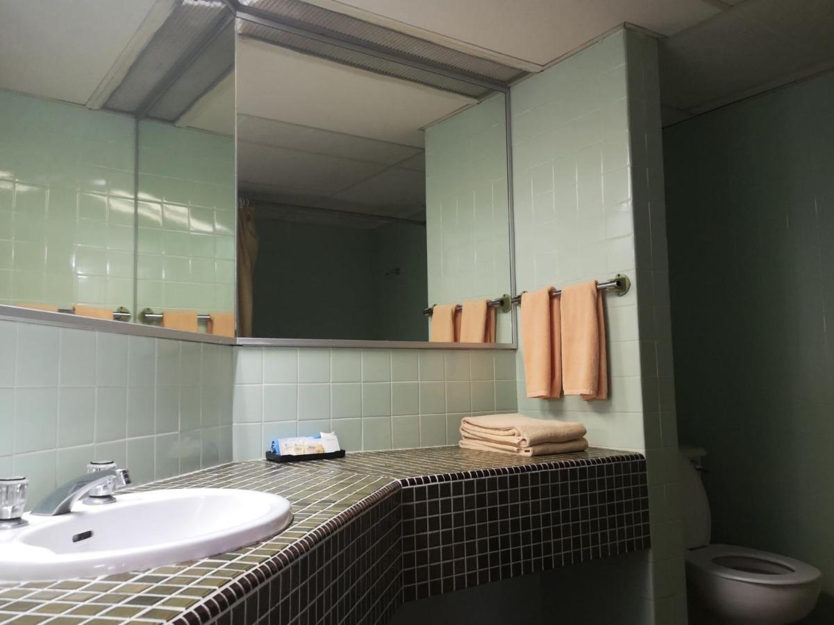Oyo 89692 Perkasa Hotel Tenom Zewnętrze zdjęcie