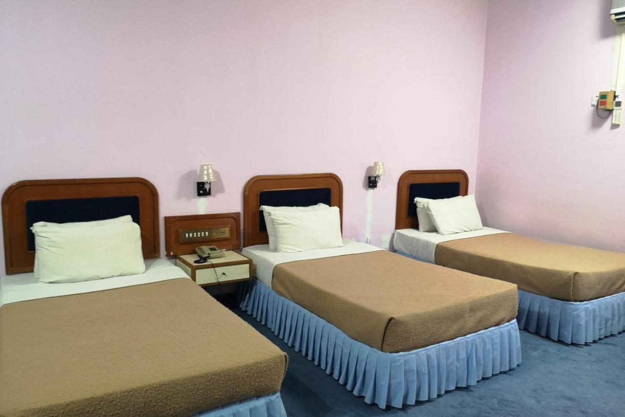 Oyo 89692 Perkasa Hotel Tenom Zewnętrze zdjęcie