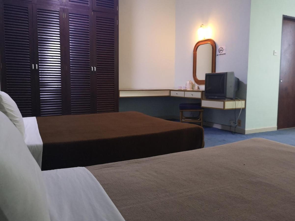 Oyo 89692 Perkasa Hotel Tenom Zewnętrze zdjęcie