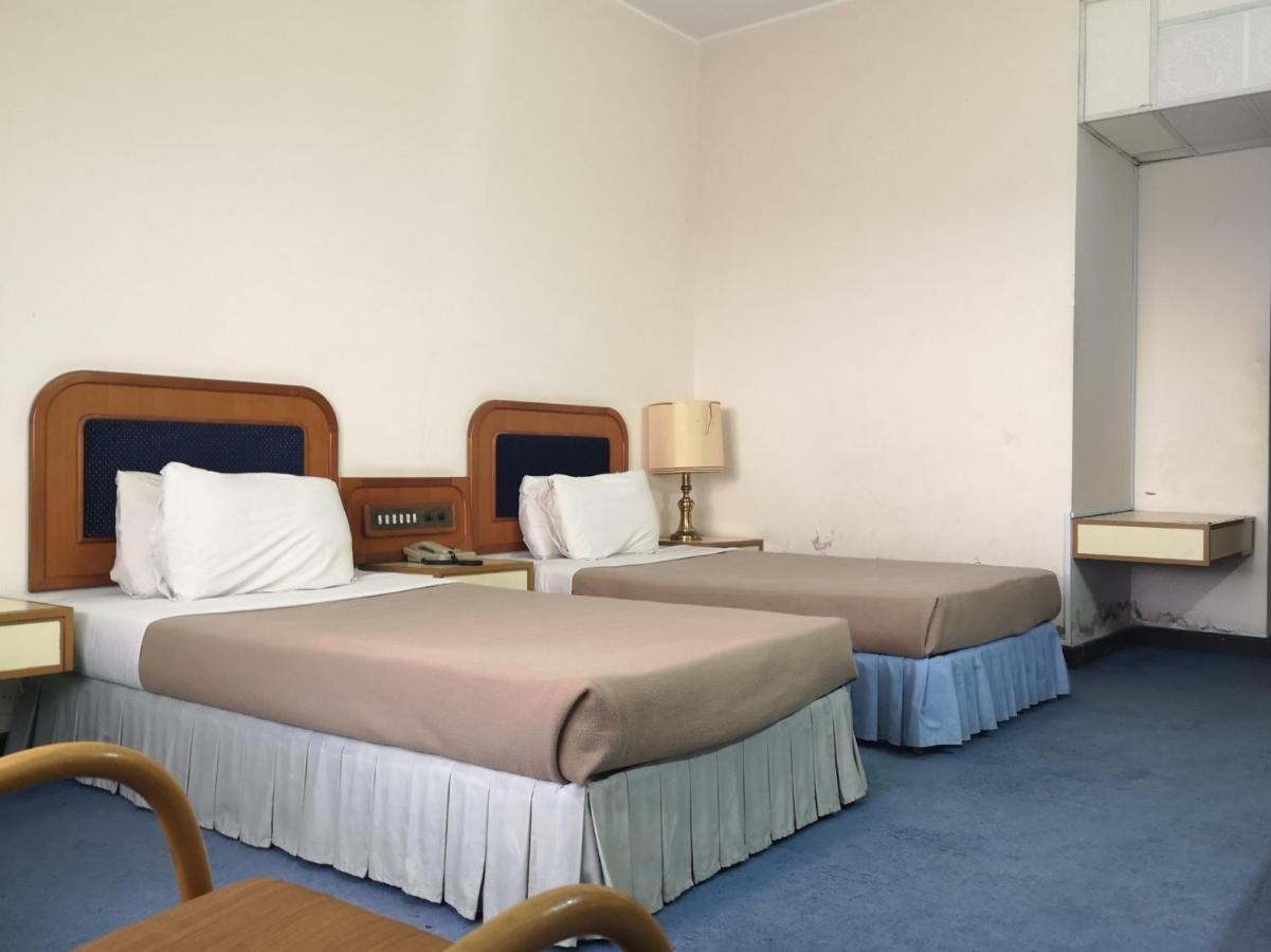 Oyo 89692 Perkasa Hotel Tenom Zewnętrze zdjęcie